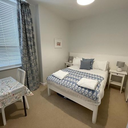 Lovely Seafront 2 Bedroom Apartment 4 Aberdyfi Zewnętrze zdjęcie