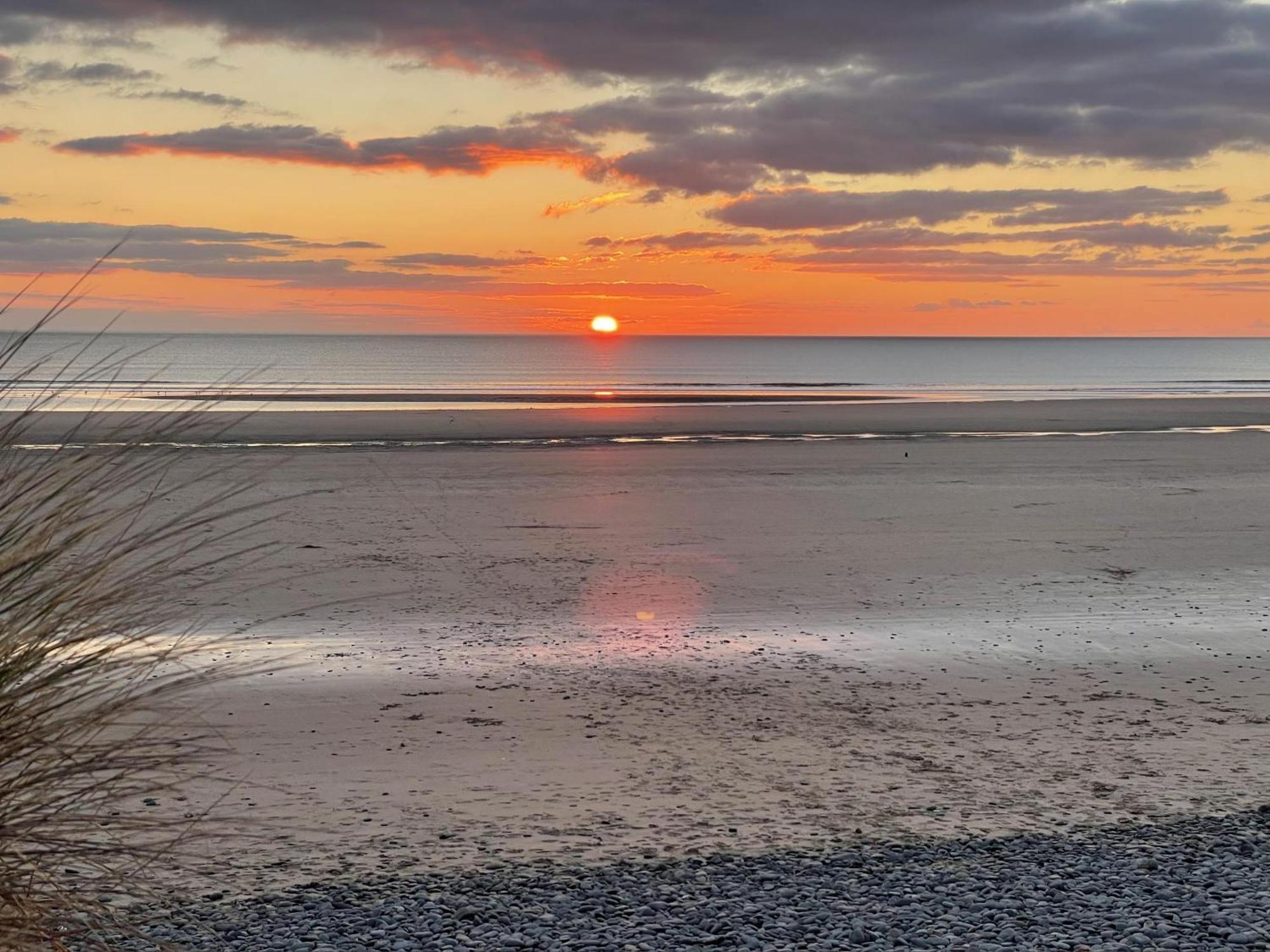 Lovely Seafront 2 Bedroom Apartment 4 Aberdyfi Zewnętrze zdjęcie